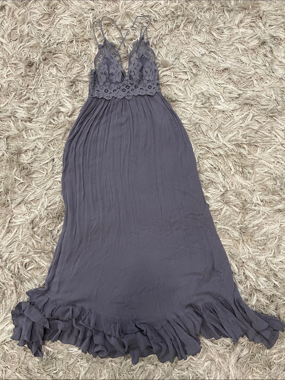 Lace Bodice Ruffled Hem Maxi Dress - Charcoal Gray